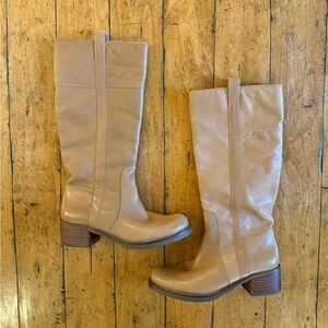 Lucky Brand Hibiscus Tan Pull-On Leather Riding Boot 2" Heel Women's Sz 7.5B